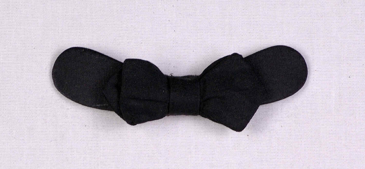 Evening bow tie, Silk, American 