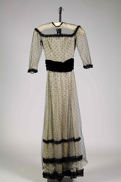 "Nuit de Autrefoi", House of Dior (French, founded 1946), Silk, beads, French 