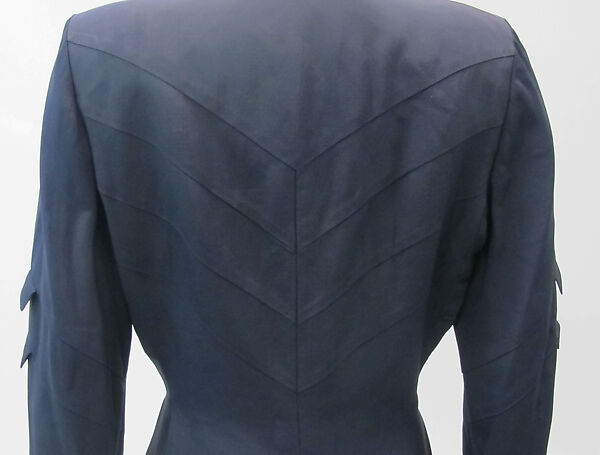 Ensemble, Gilbert Adrian (American, Naugatuck, Connecticut 1903–1959 Hollywood, California), silk, metal, American