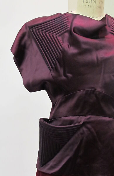 Ensemble, Gilbert Adrian (American, Naugatuck, Connecticut 1903–1959 Hollywood, California), silk, metal, American