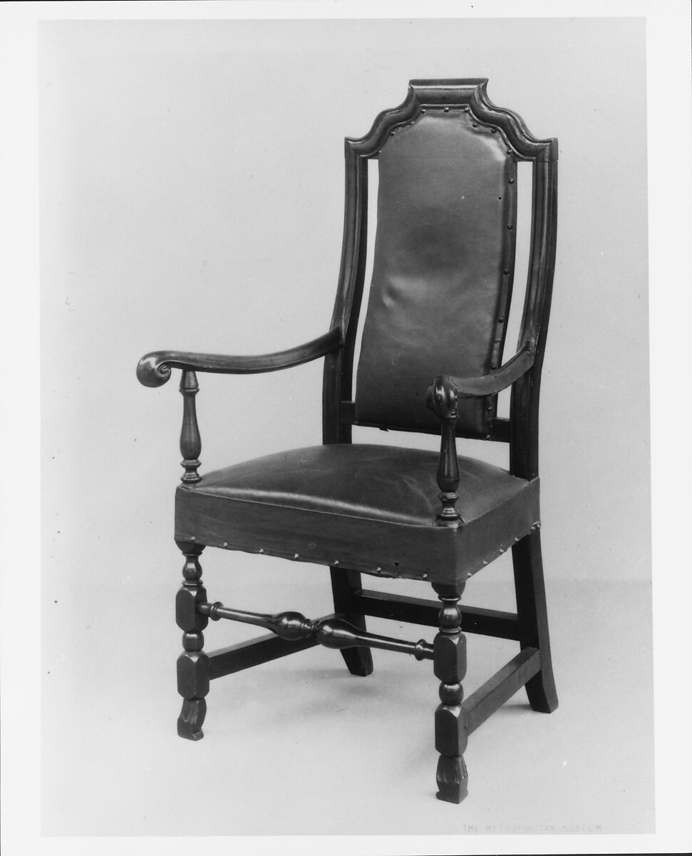 Leather armchair, Maple, birch, American