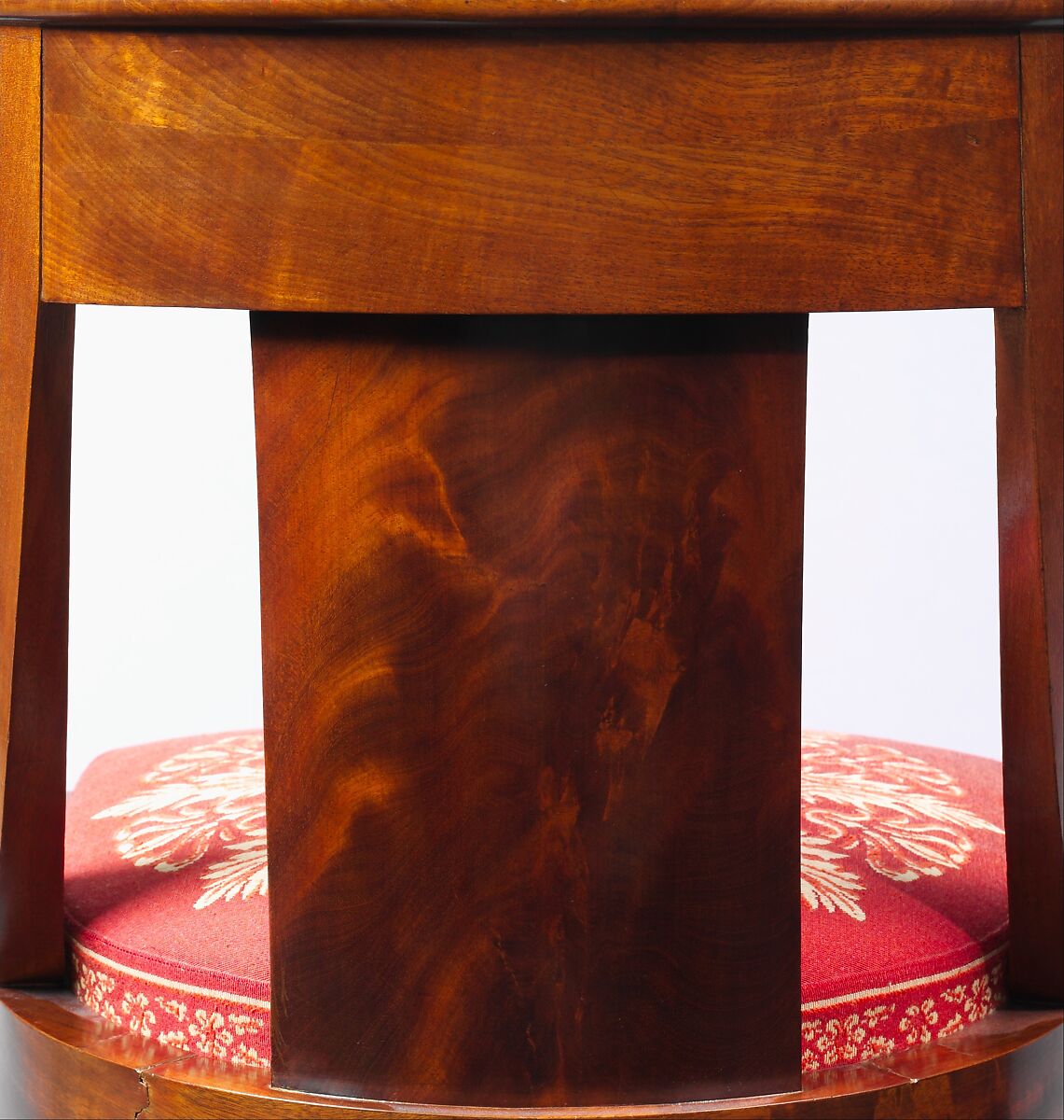 Side Chair, Attributed to Workshop of Duncan Phyfe (American (born Scotland), near Lock Fannich, Ross-Shire, Scotland 1768/1770–1854 New York), Mahogany, mahogany veneer, ash, cherry, American