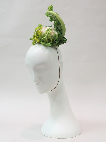 "Cauliflower" headpiece, Deirdre Hawken (British, born Reading, 1945), silk, cotton, synthetic, metal, British 