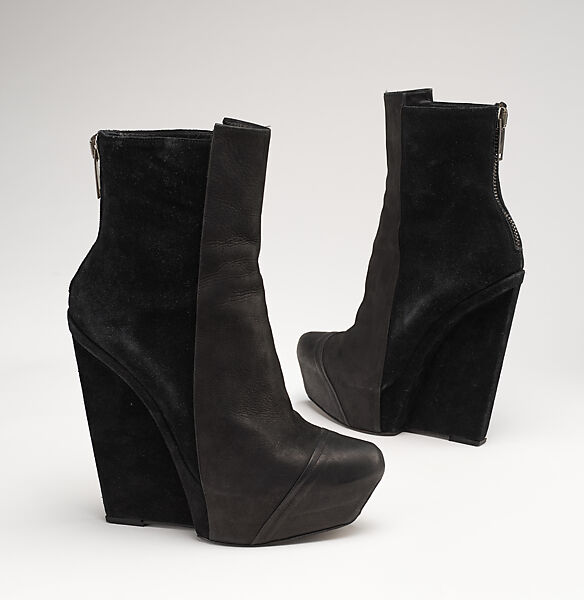 Gareth Pugh (British, born 1981), wool, cotton, synthetic, leather, metal, British