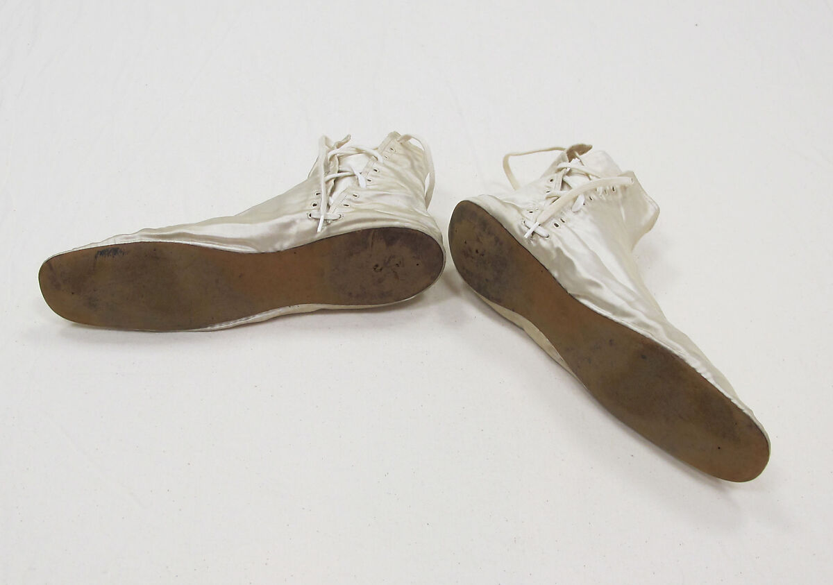 Shoes, silk, leather, cotton, probably British