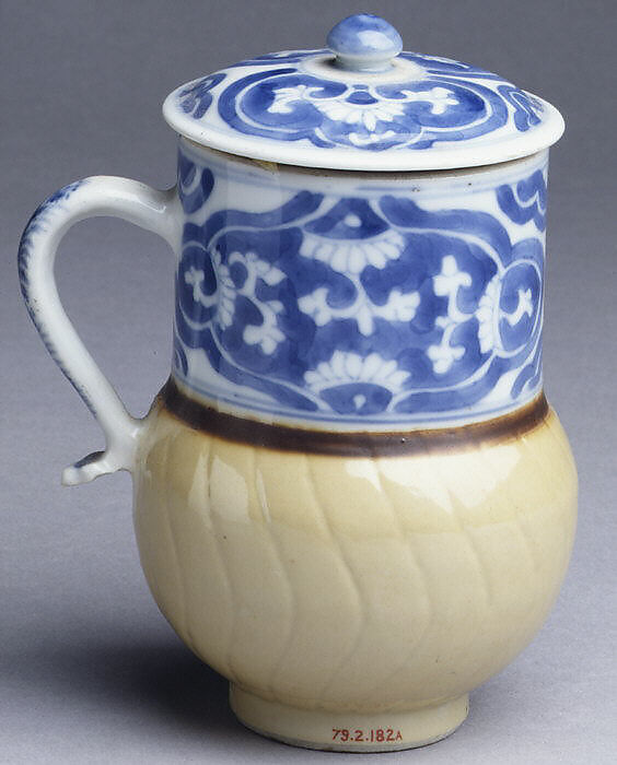 Jug with cover, Hard-paste porcelain, Chinese, probably for Dutch market 