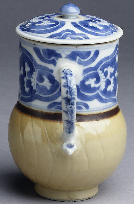 Jug with cover, Hard-paste porcelain, Chinese, probably for Dutch market