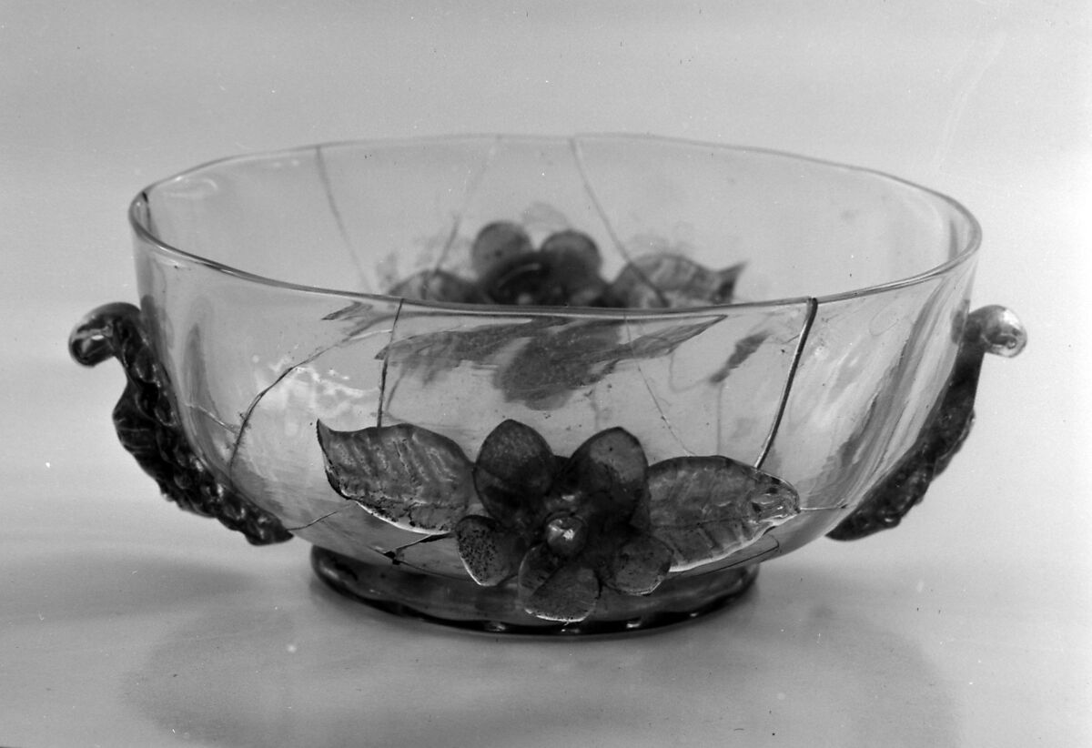 Bowl, Glass, Italian, possibly Venice (Murano) 