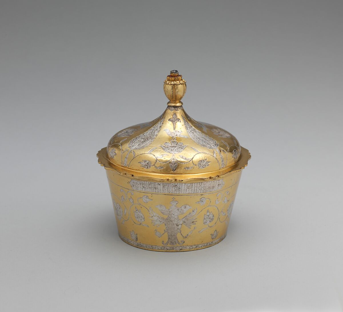 Cup with cover, Elkington &amp; Co. (British, Birmingham, 1829–1963), Silver, parcel-gilt, British, Birmingham, after Russian original 