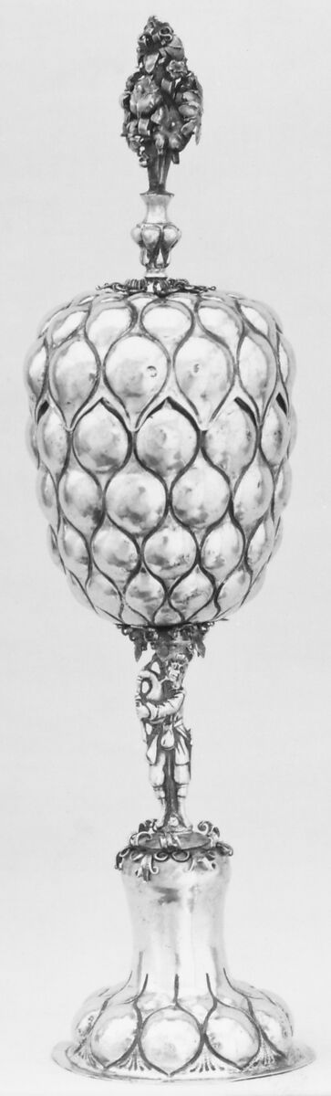 Pineapple cup (Hanap), M. P., Silver, partly gilded, German, Augsburg 