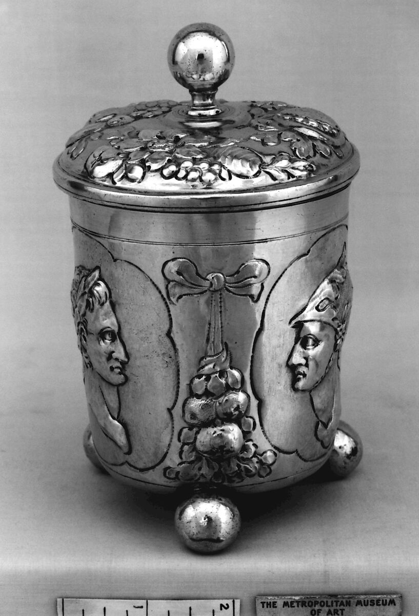 Beaker with cover, Johann Christoph Pfeiffelmann (master ca 1695, died 1710), Silver, parcel gilt, German, Augsburg 