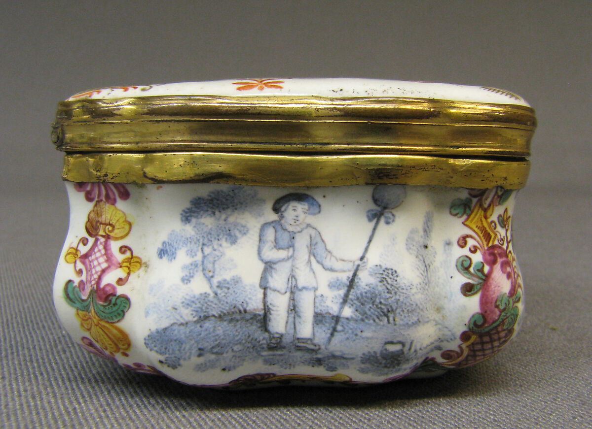 Snuffbox, Painted enamel on copper, partly gilt; copper-gilt mounts, German