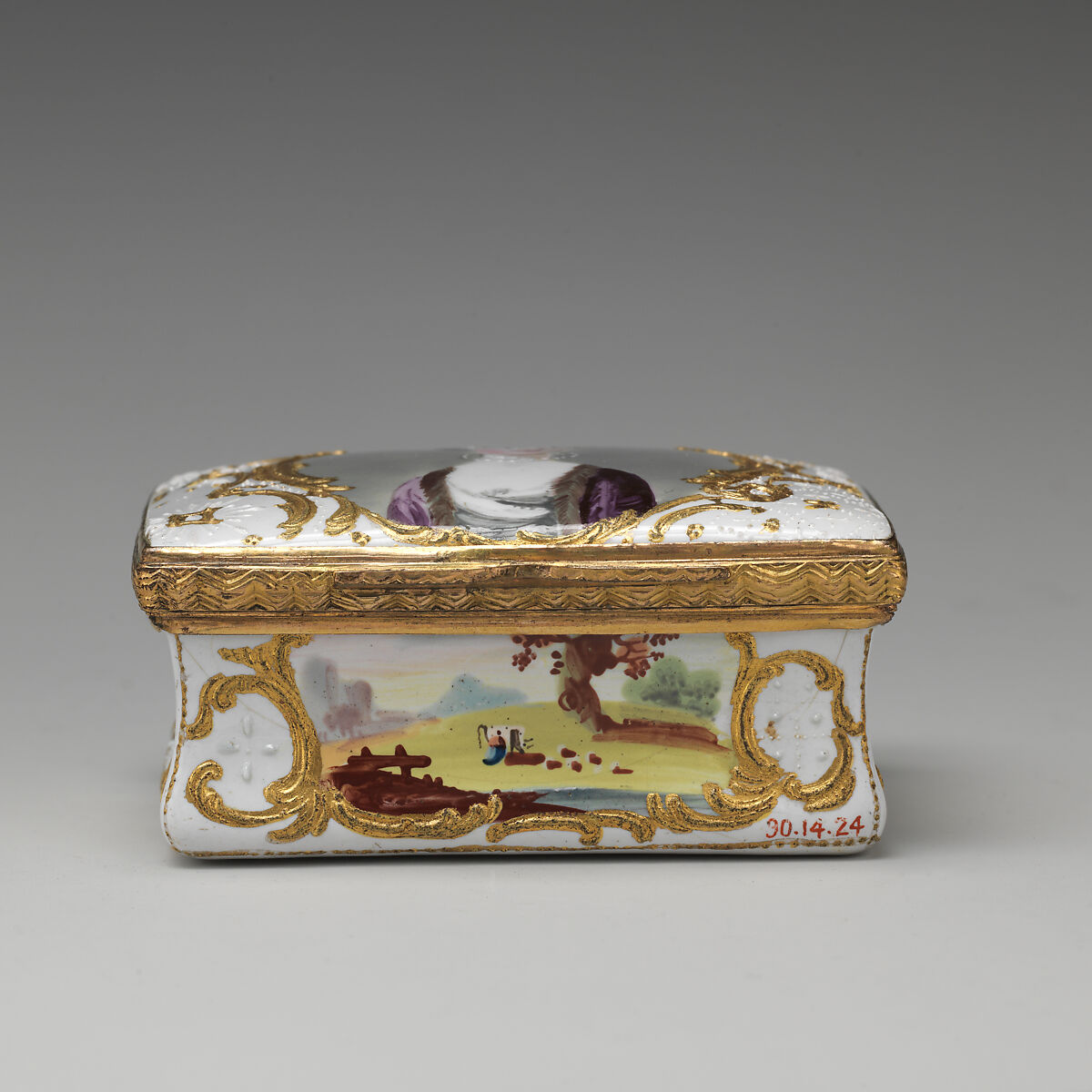 Snuffbox with portrait of an unidentified woman, Copper, enamel, British, South Staffordshire