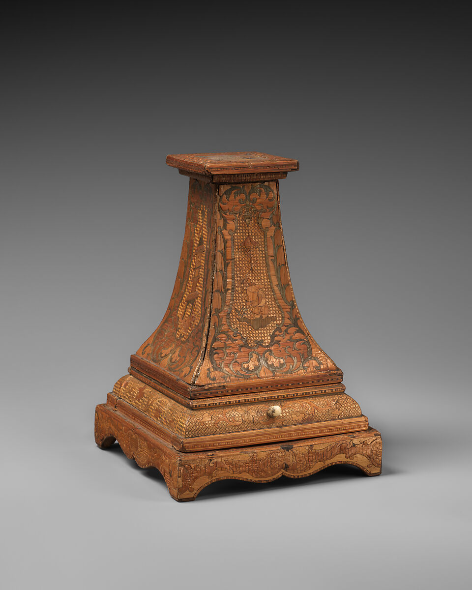 Pedestal, Straw on wood, ivory, French 
