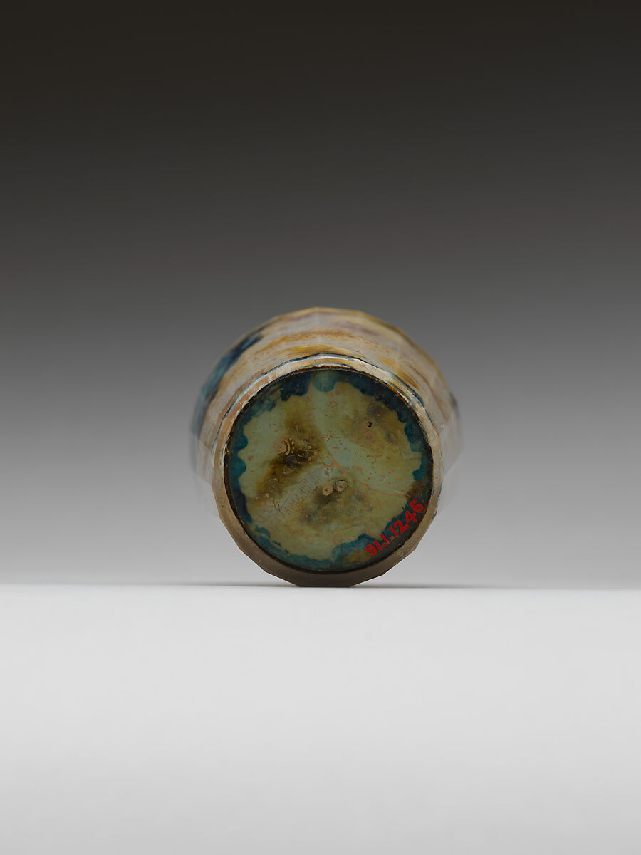 Cream and blue marbled beaker in "zwischengold" glass technique, Lacquered and gilt double-walled glass (zwischengold) imitating polished, variegated marble, probably German, Dresden