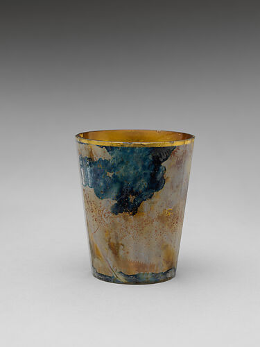 Cream and blue marbled beaker in 