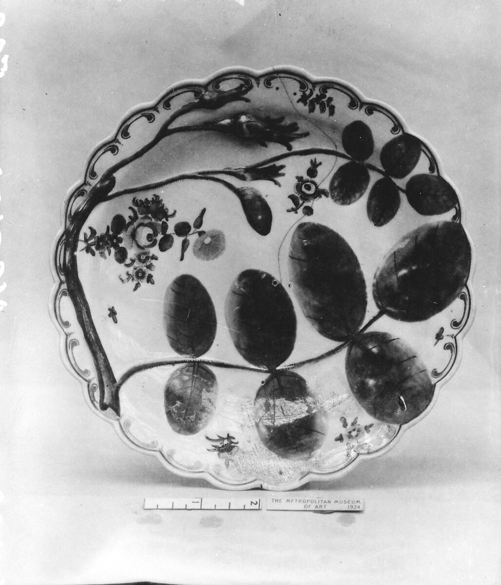Plate, Worcester factory (British, 1751–2008), Soft-paste porcelain, British, Worcester 