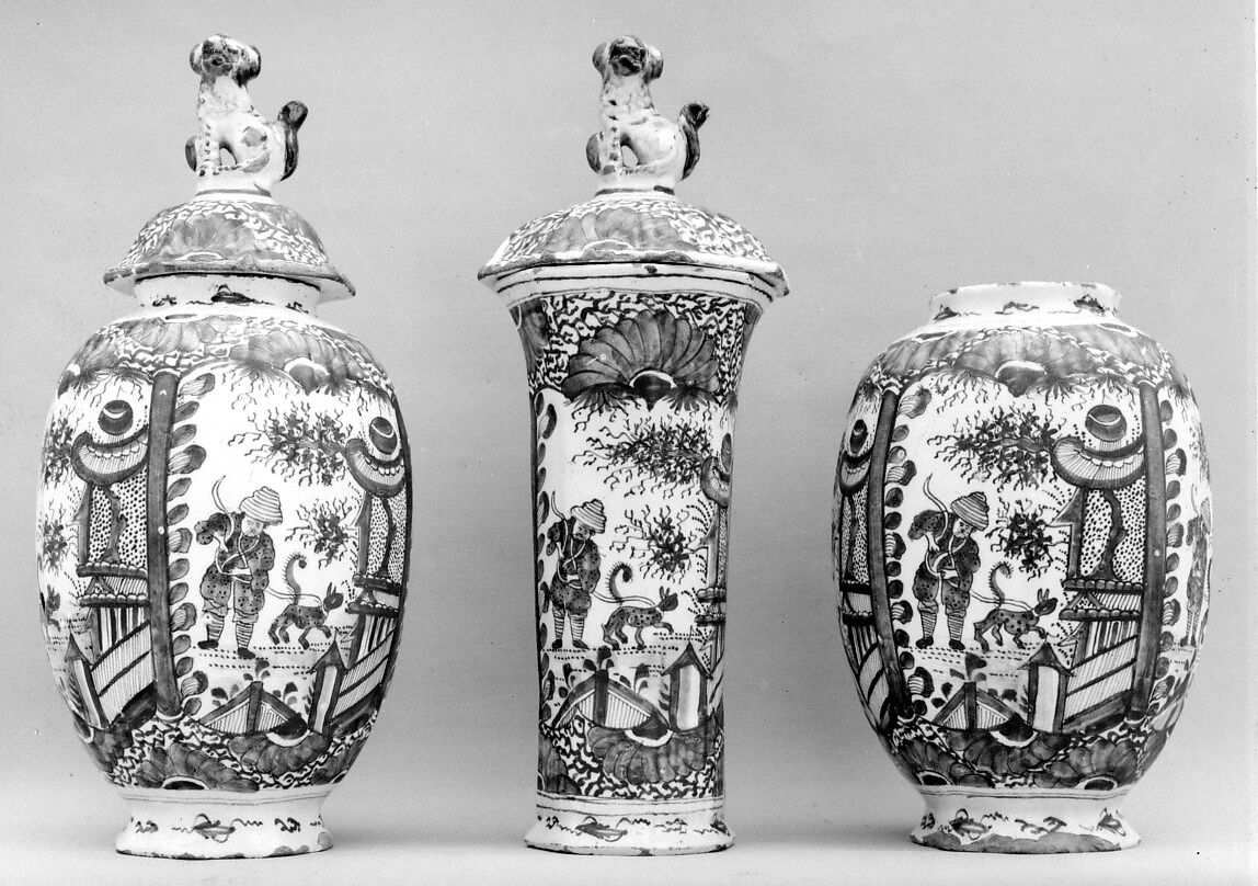 Beaker with lid (part of a garniture), Tin-glazed earthenware, Dutch, Delft