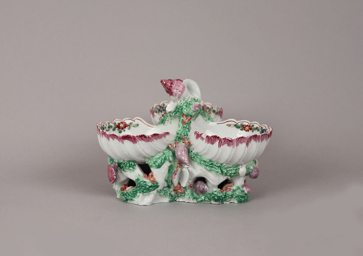 Sweetmeat dish, Bow Porcelain Factory (British, 1747–1776), Soft-paste porcelain, British, Bow, London