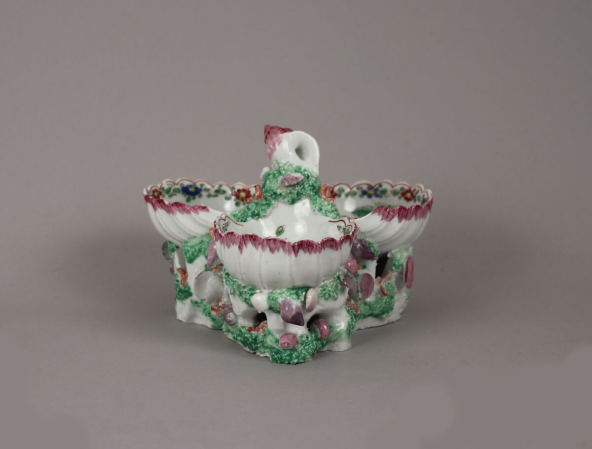 Sweetmeat dish, Bow Porcelain Factory (British, 1747–1776), Soft-paste porcelain, British, Bow, London