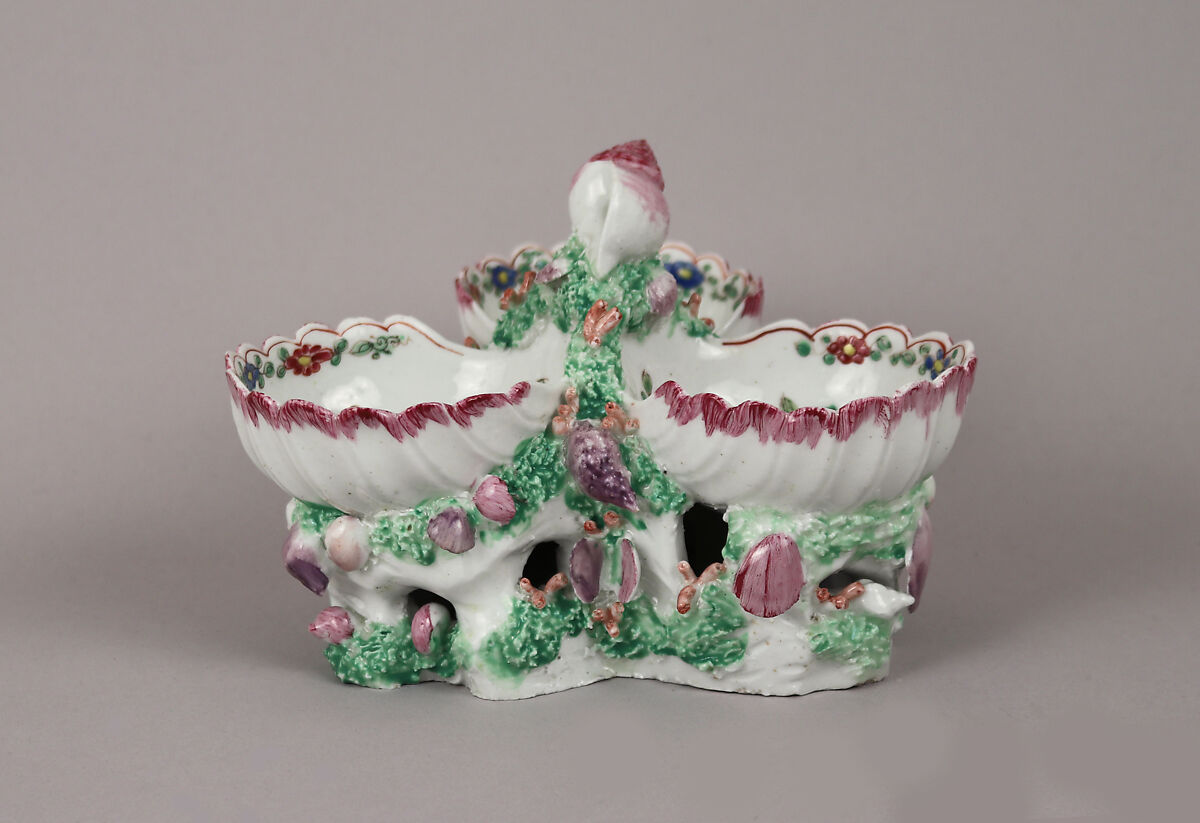 Sweetmeat dish, Bow Porcelain Factory (British, 1747–1776), Soft-paste porcelain, British, Bow, London
