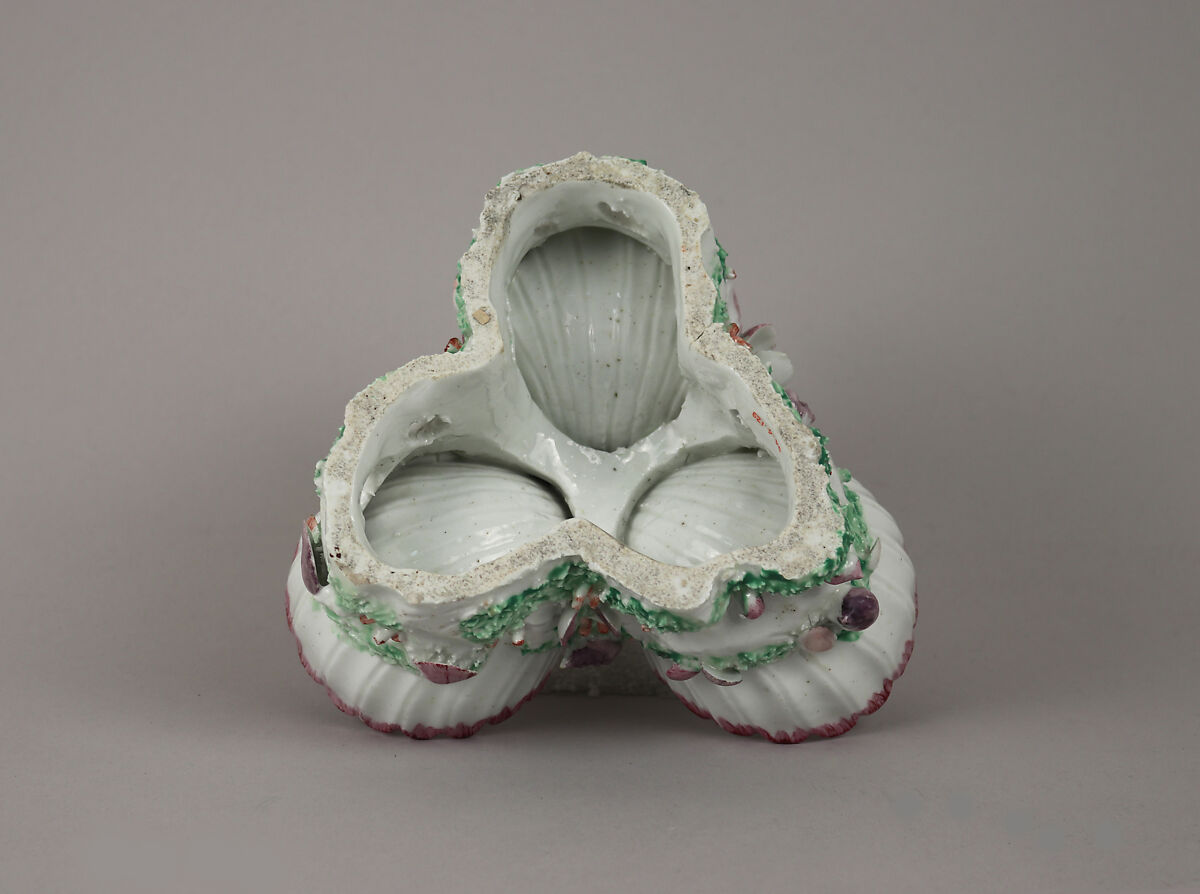 Sweetmeat dish, Bow Porcelain Factory (British, 1747–1776), Soft-paste porcelain, British, Bow, London