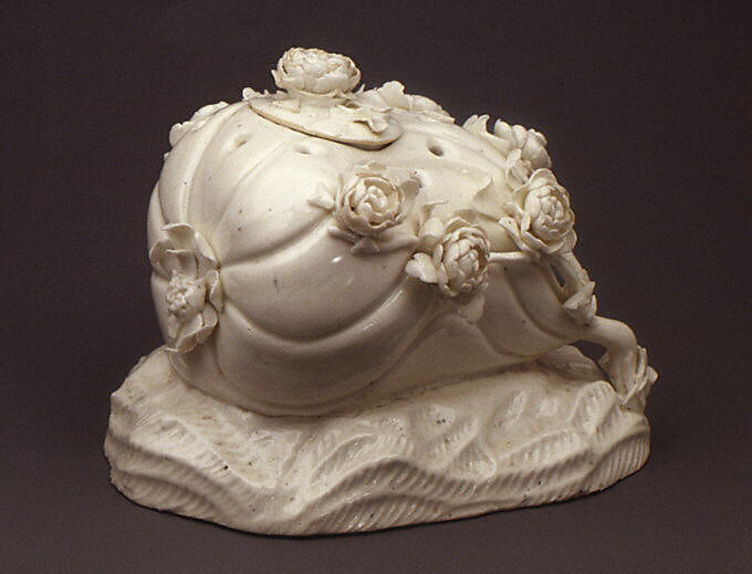Potpourri (one of a pair), Saint-Cloud factory (French, mid-1690s–1766), Soft-paste porcelain, French, Saint-Cloud 