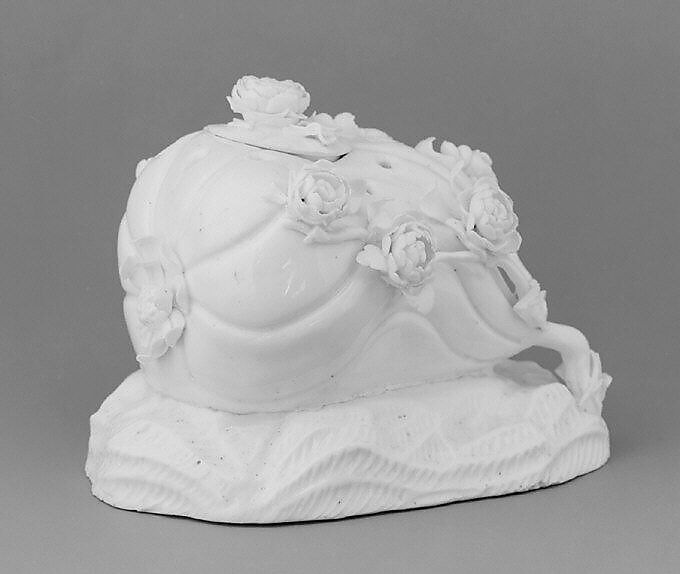 Potpourri (one of a pair), Saint-Cloud factory (French, mid-1690s–1766), Soft-paste porcelain, French, Saint-Cloud