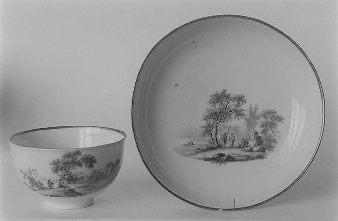 Teabowl and saucer, Zurich Pottery and Porcelain Factory (Swiss, founded 1763), Hard-paste porcelain, Swiss, Zurich 