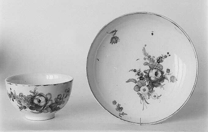 Teabowl and saucer, Zurich Pottery and Porcelain Factory (Swiss, founded 1763), Hard-paste porcelain, Swiss, Zurich 