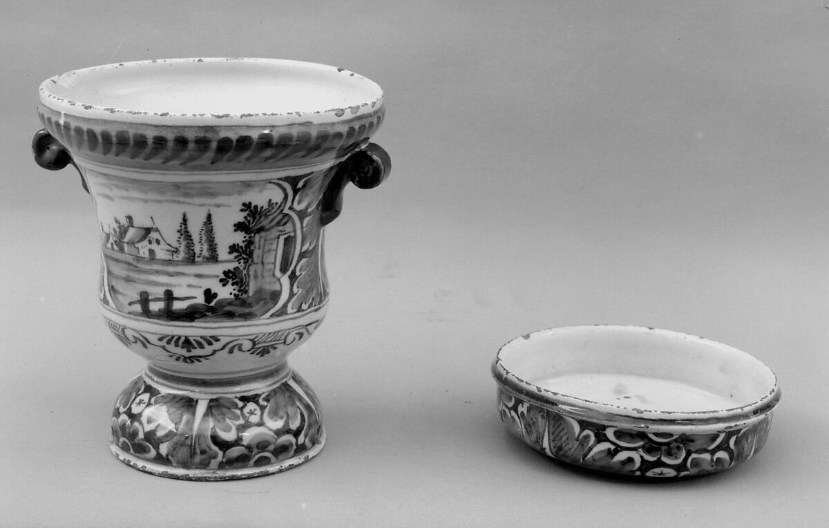 Vase and coaster, Factory of de Porceleyne Lampetkan, Tin-glazed earthenware, Dutch, Delft 