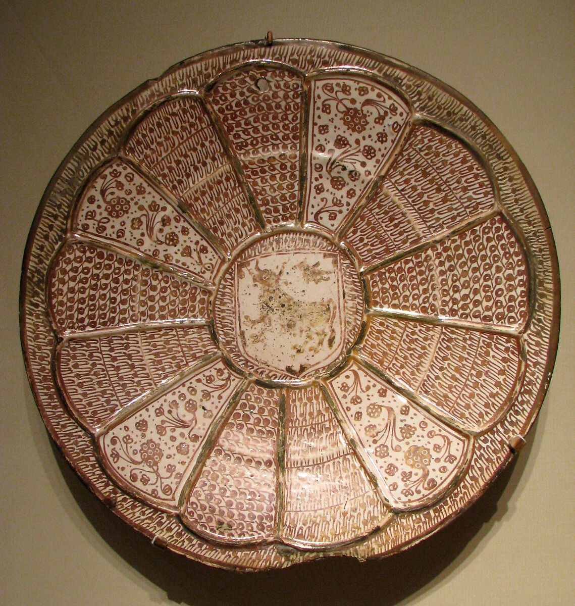 Dish, Tin-glazed and luster-painted earthenware, Spanish, Valencia (Manises) 