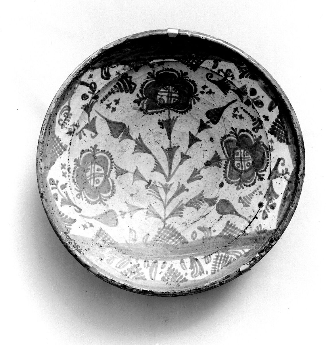 Plate, Glazed earthenware, Spanish, Valencia