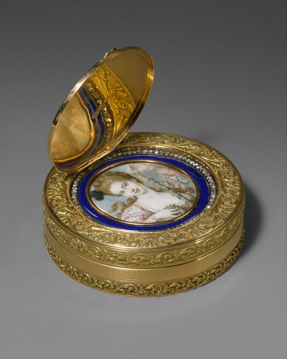 Box with portrait of a woman said to be Mrs. Bates (1755–1811) as Flora, Alexander James Strachan (British, active 1817–42), Gold, enamel, diamonds; ivory, British, London 