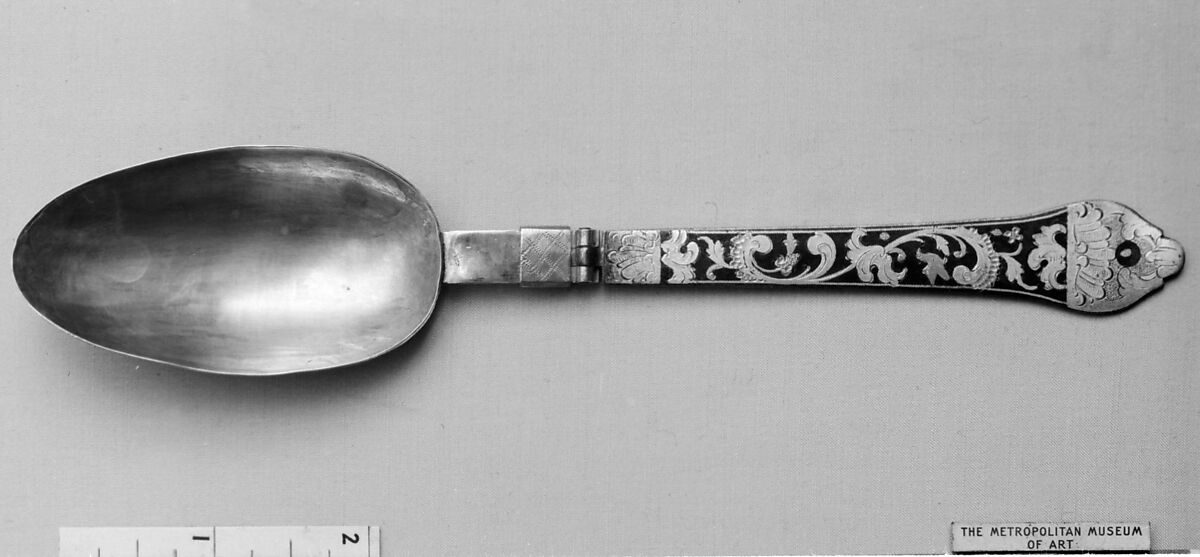 Trifid folding spoon, Silver, steel (?), copper gilt, niello, gold, possibly German 