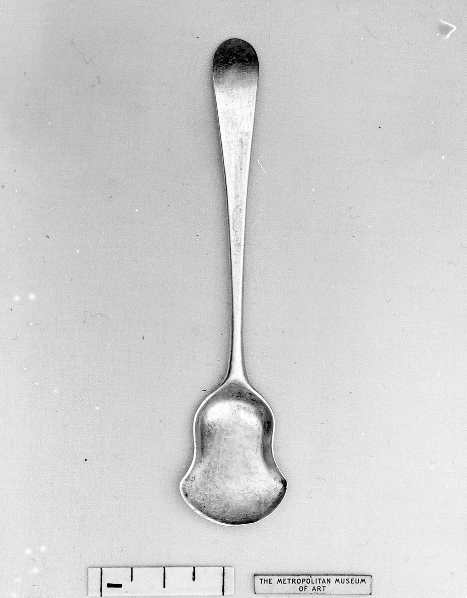Salt spoon, Silver, British, London 