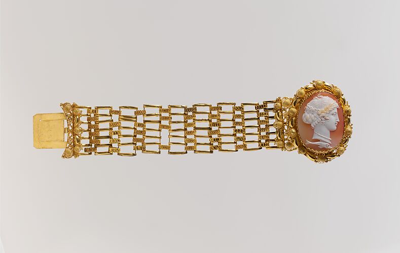 Bracelet (part of a set)