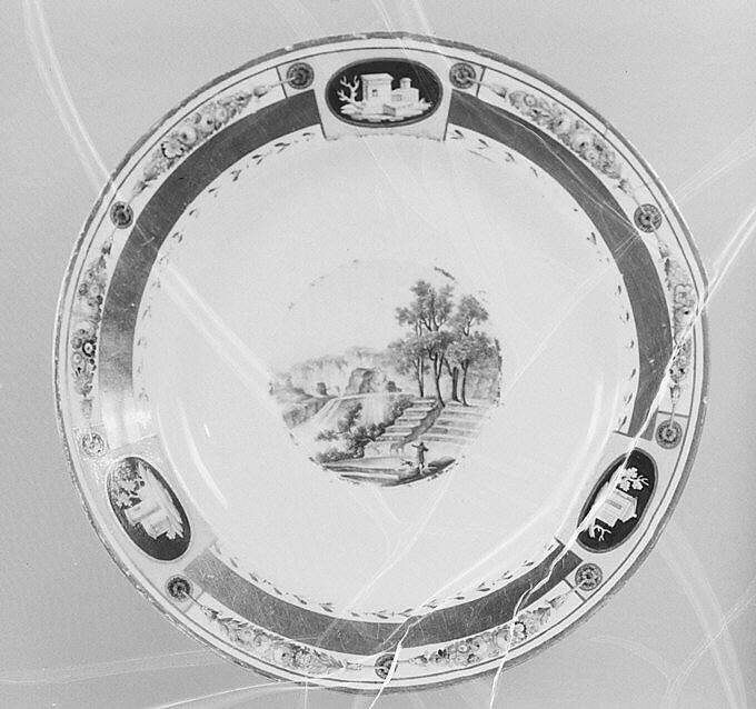 Plate, Imperial Porcelain Manufactory, St. Petersburg (Russian, 1744–present), Hard-paste porcelain, Russian, St. Petersburg 