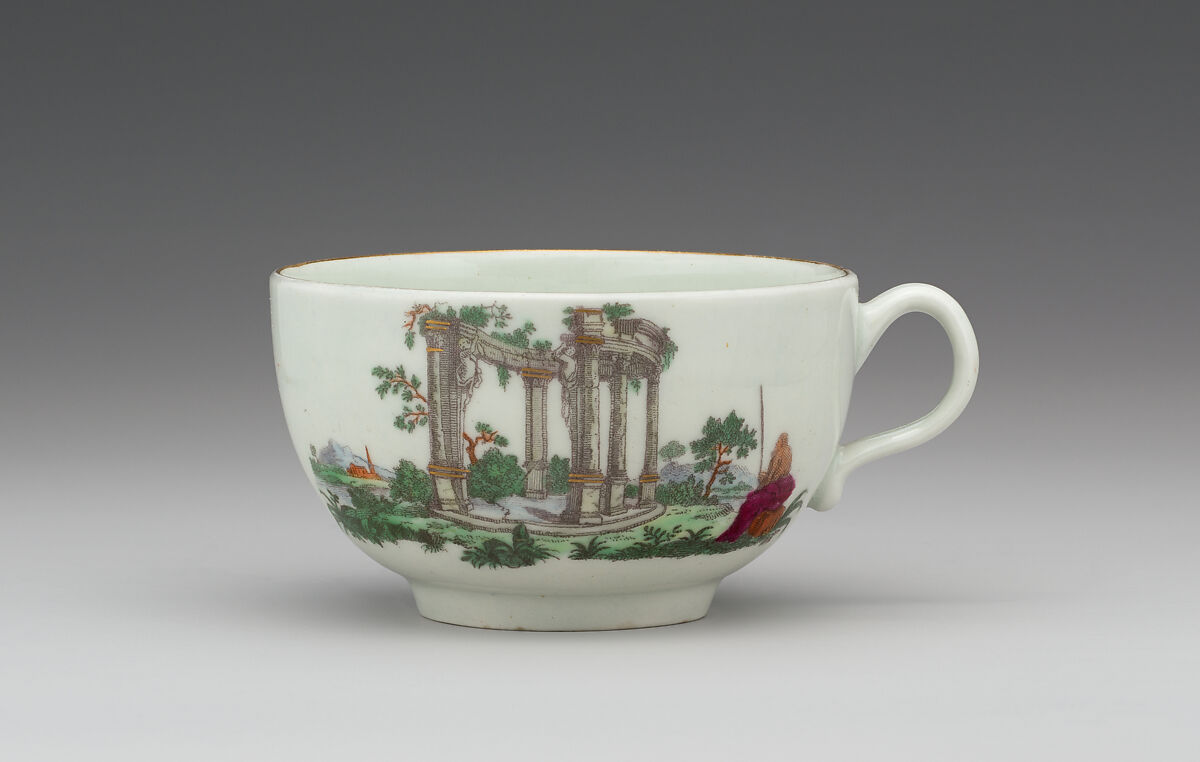 Cup and saucer, Worcester factory (British, 1751–2008), Soft-paste porcelain, British, Worcester