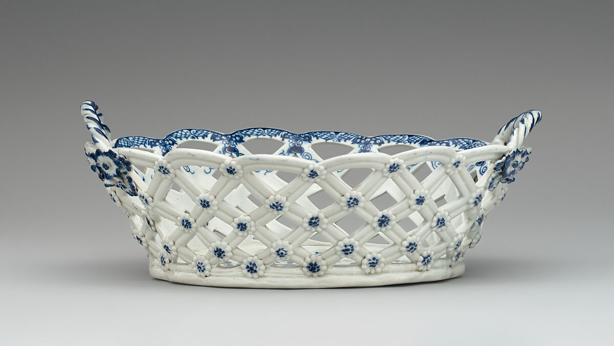 Dessert basket, Caughley Factory (British, ca. 1772–1799), Soft-paste porcelain, British, Caughley
