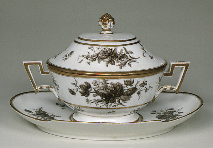 Bowl with cover, Dihl et Guérhard (French, 1781–ca. 1824) (Manufacture de Monsieur Le Duc d’Angoulême, until 1789), Hard-paste porcelain, French, Paris