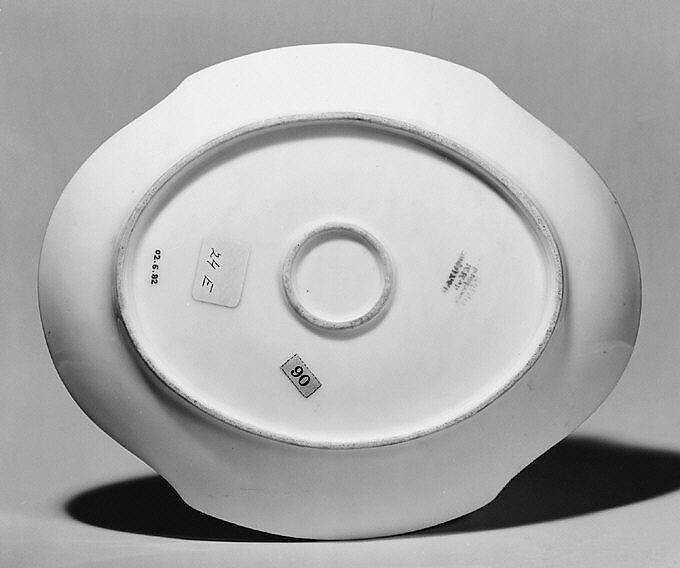 Tray, Dihl et Guérhard (French, 1781–ca. 1824) (Manufacture de Monsieur Le Duc d’Angoulême, until 1789), Hard-paste porcelain, French, Paris