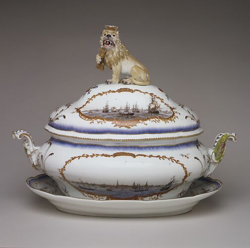 Tureen with cover