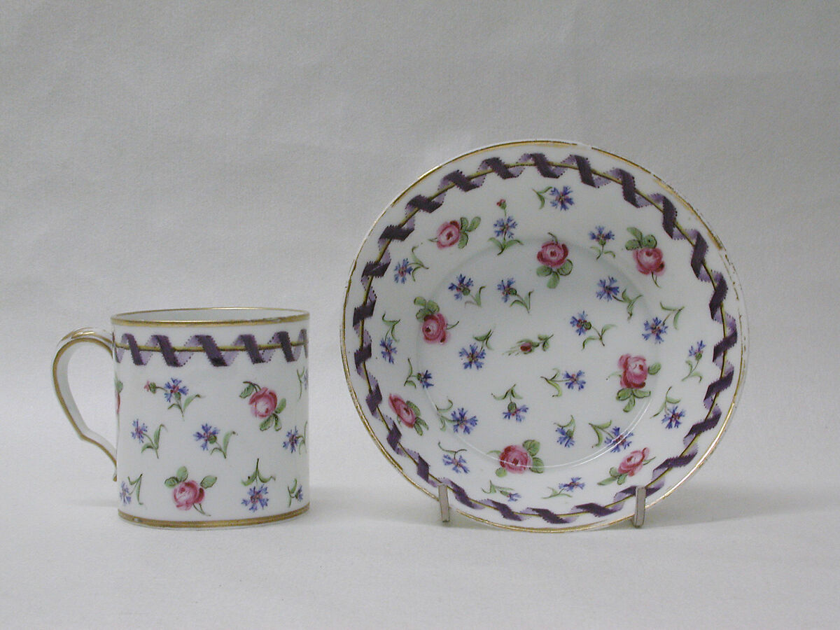 Cup and saucer (gobelet litron et soucoupe), Sèvres Manufactory  French, Soft-paste porcelain, French, Sèvres