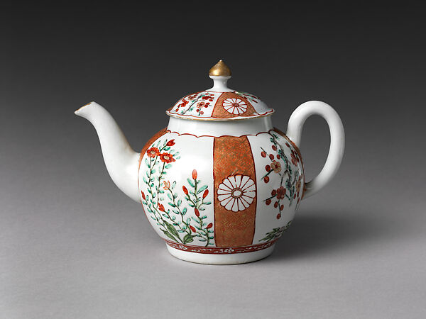 Teapot with Japanese-style flowers