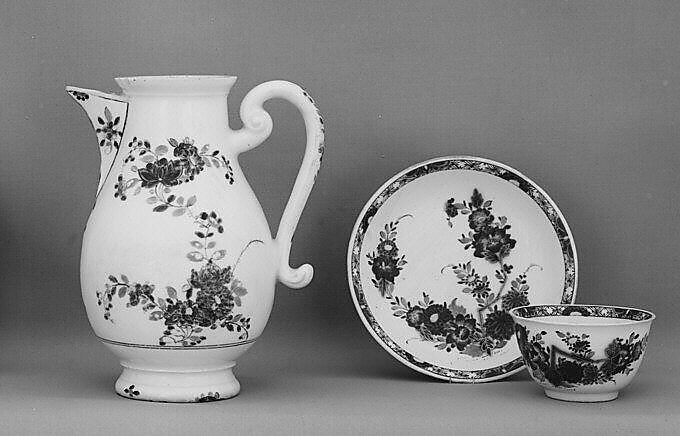 Coffeepot, Meissen Manufactory (German, 1710–present), Hard-paste porcelain, German, Meissen 