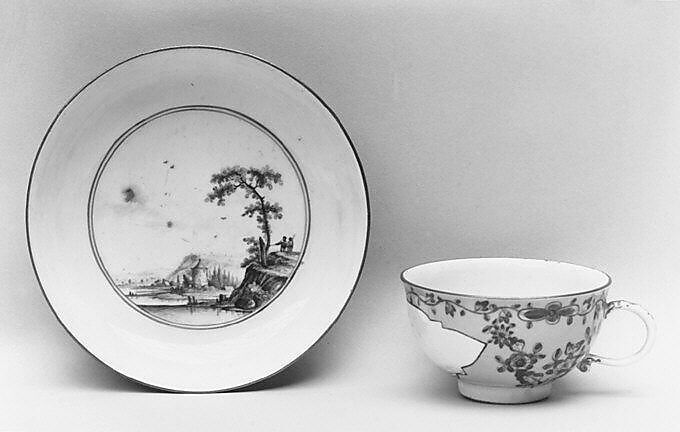 Saucer, Meissen Manufactory (German, 1710–present), Hard-paste porcelain, German, Meissen 