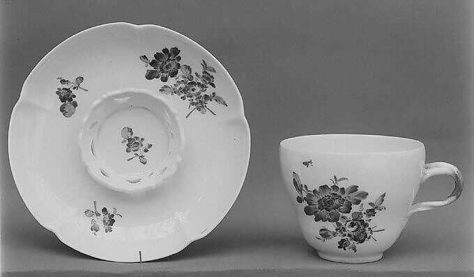 Cup and saucer, Fürstenberg Porcelain Manufactory (German, founded 1747), Hard-paste porcelain, German, Fürstenberg 