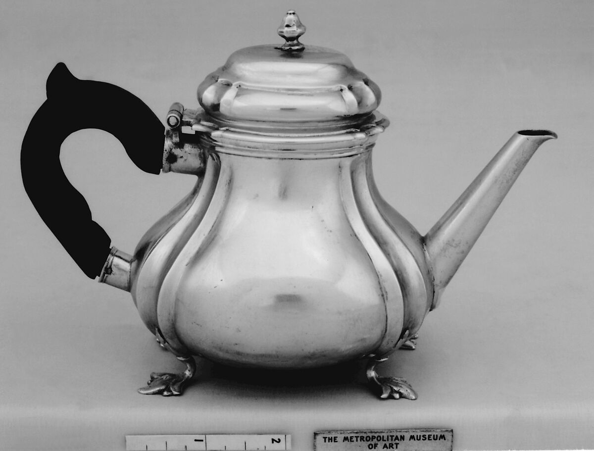 Teapot, Jacob von Holten (w. 1724), Silver, Danish, Copenhagen 