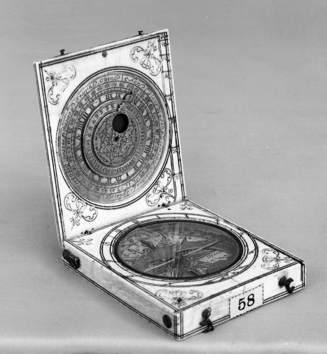 Portable diptych sundial, Probably by Charles Bloud, Ivory, pewter, brass, paper, French, Dieppe 